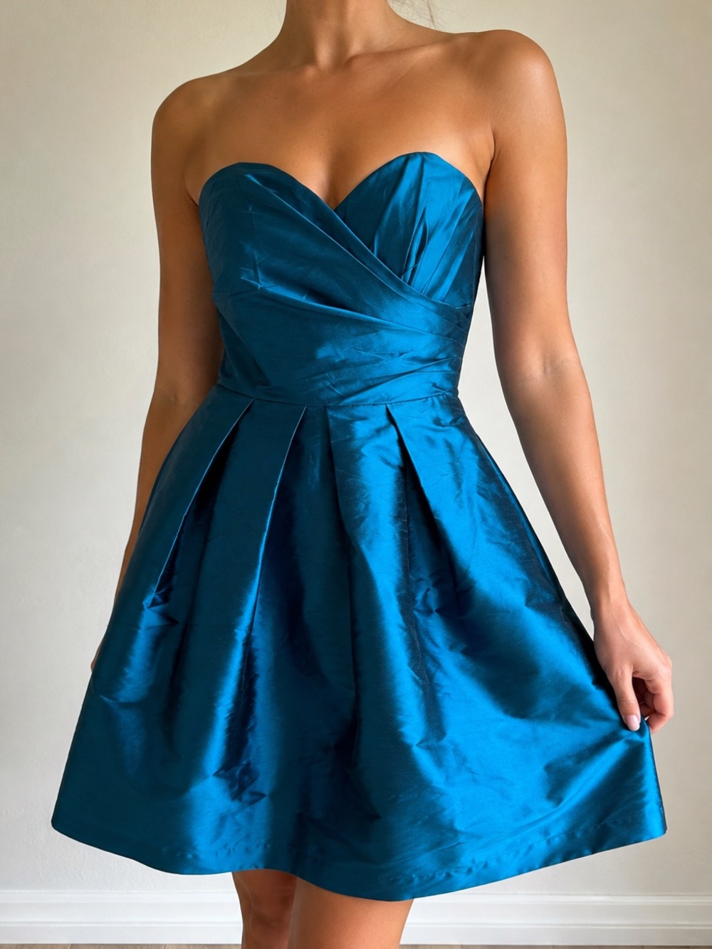 Alfred Sung D492 Strapless Sweetheart Pleated Cocktail Formal Dress